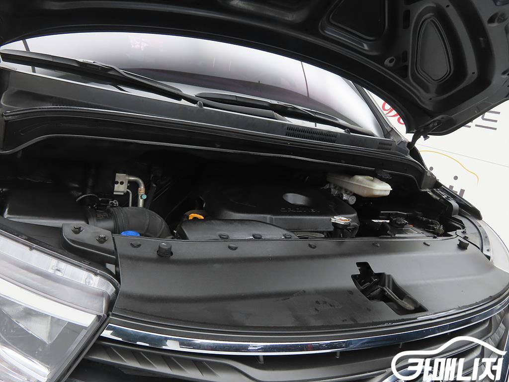 Hyundai Starex The New Grand Starex 2WD Urban 9-Seater thumbnail 19