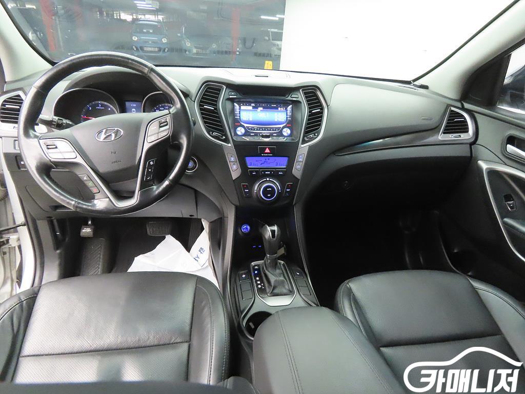 Hyundai Santa Fe Santa Fe DM Diesel 2WD 2.0 Premium thumbnail 7