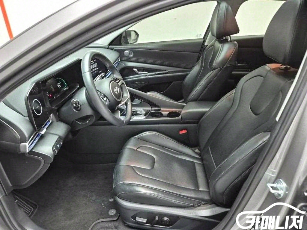 Hyundai Avante The New Avante Hybrid 1.6 HEV thumbnail 11