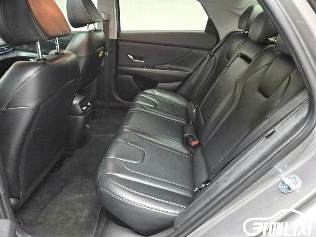 Hyundai Avante The New Avante Hybrid 1.6 HEV thumbnail 12