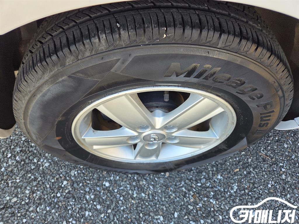 Hyundai Sonata NF Sonata Transform N20 Luxury thumbnail 19