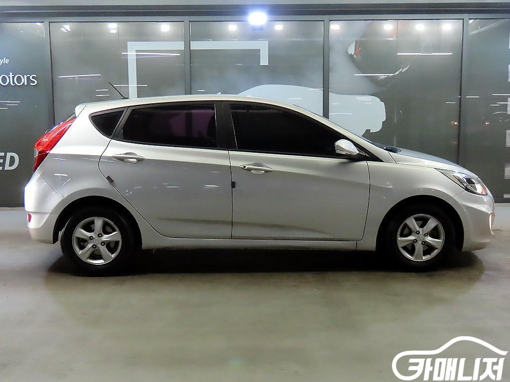 Hyundai Accent AccentFacelift 1.6VGT Premier thumbnail 3