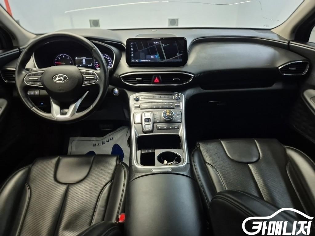 Hyundai Santa Fe The New Santa Fe Diesel 2.2 4WD Premium Choice thumbnail 7