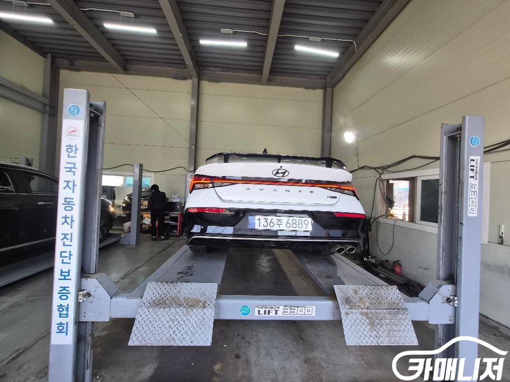 Hyundai Avante The New Avante 1.6 Gasoline thumbnail 2