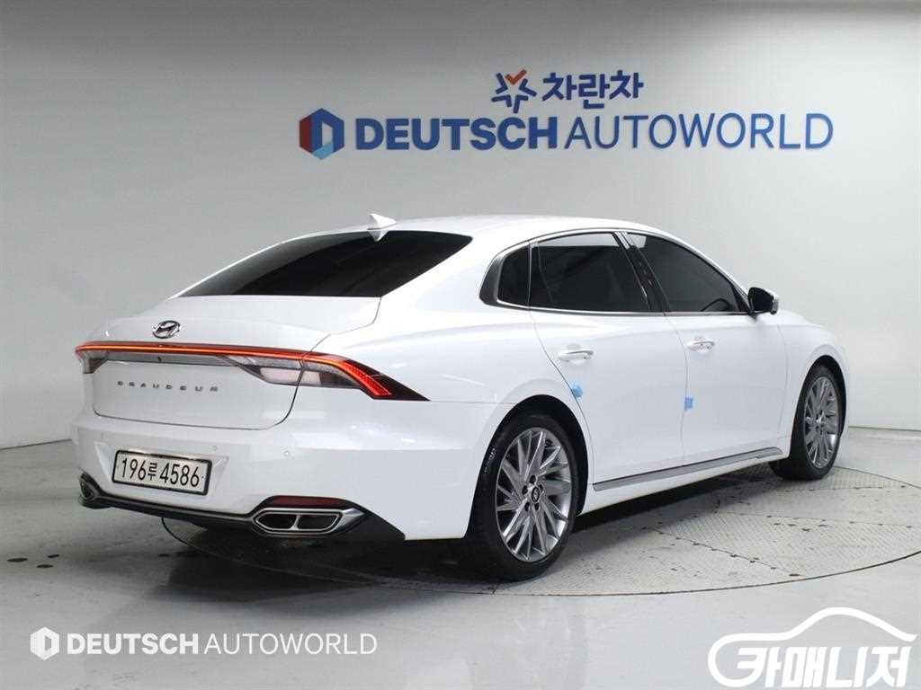 Hyundai Grandeur The New Grandeur IG 2.5 Calligraphy thumbnail 2