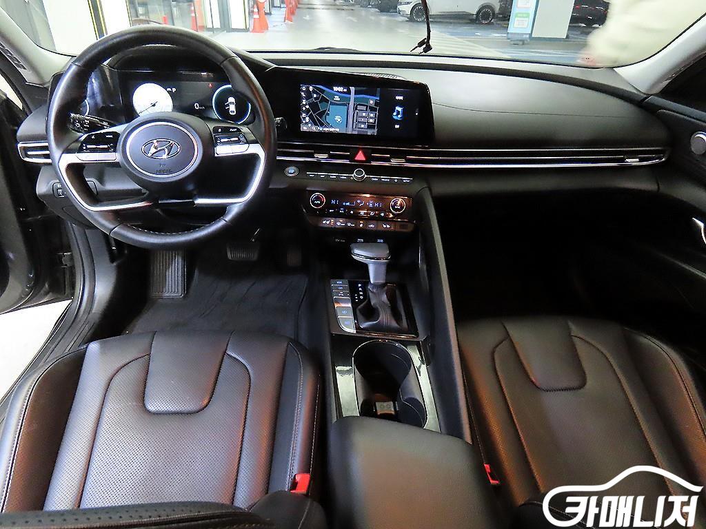 Hyundai Avante 1.6 Inspiration thumbnail 10