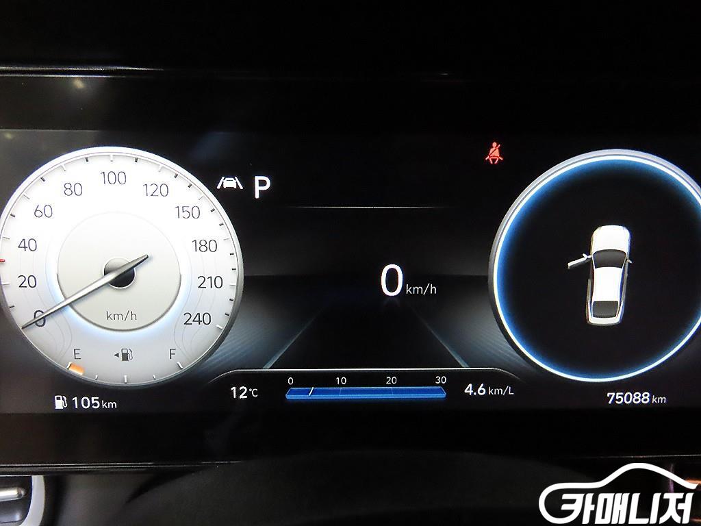 Hyundai Avante 1.6 Inspiration thumbnail 9