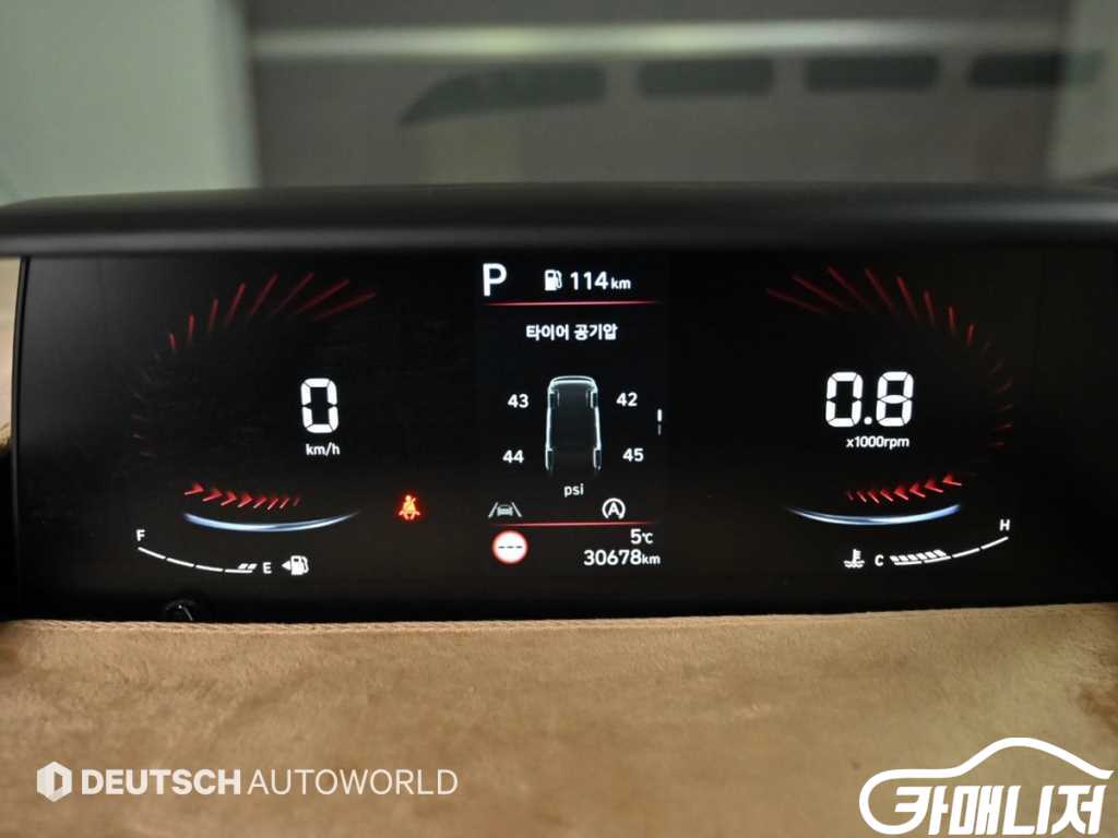 Hyundai Staria 2WD Diesel Cargo Modern thumbnail 8