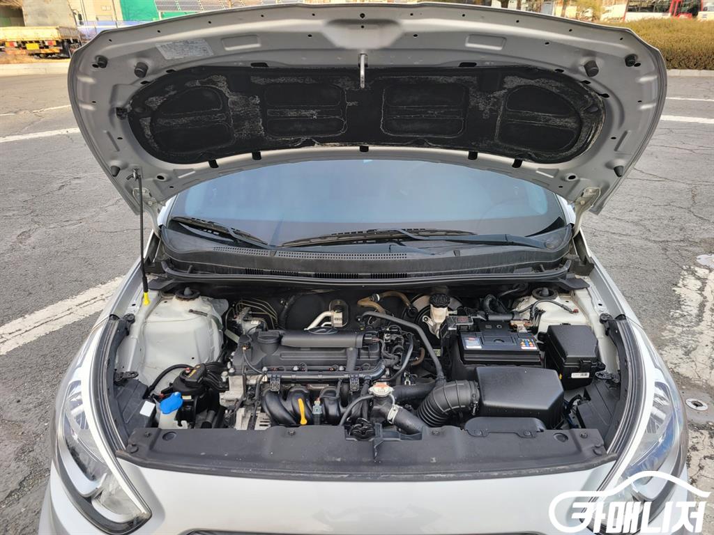 Hyundai Accent AccentFacelift 1.4VVT Modern thumbnail 20