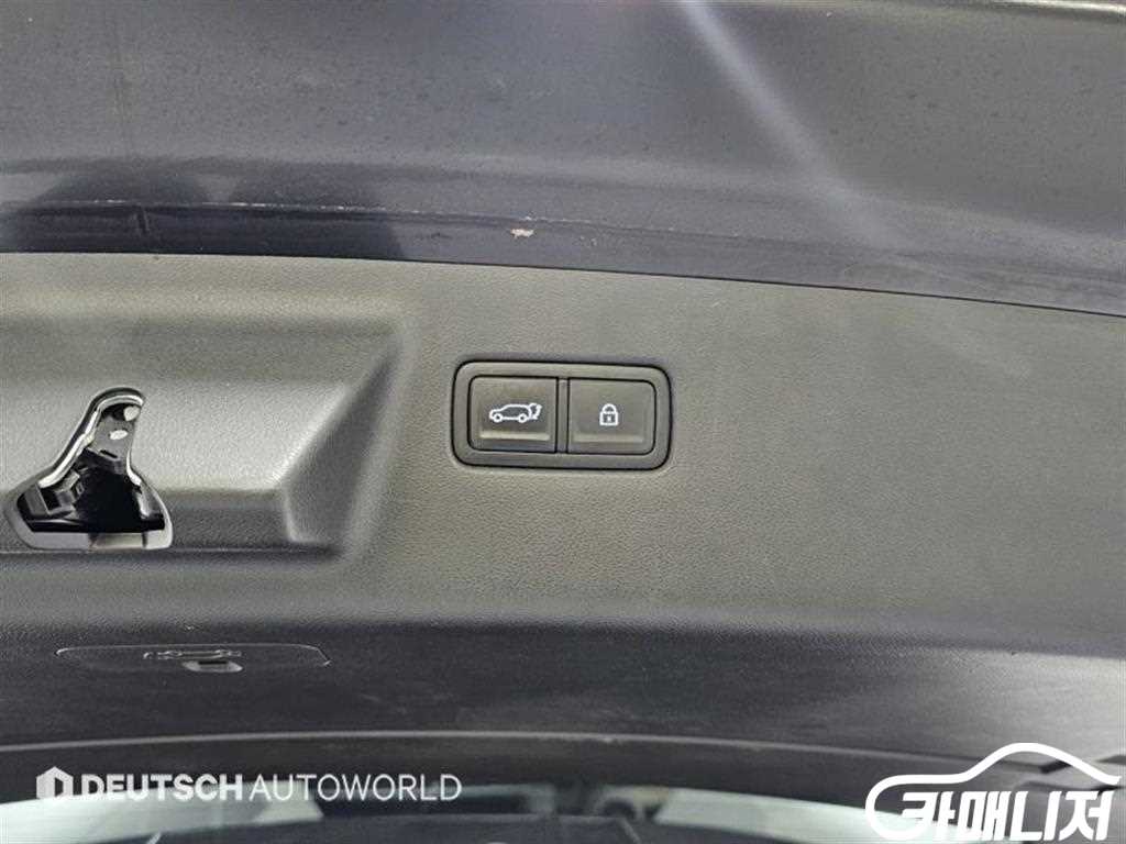 Hyundai Santa Fe Santa Fe MX5 Gasoline 2.5T 4WD Calligraphy Black Ink thumbnail 20