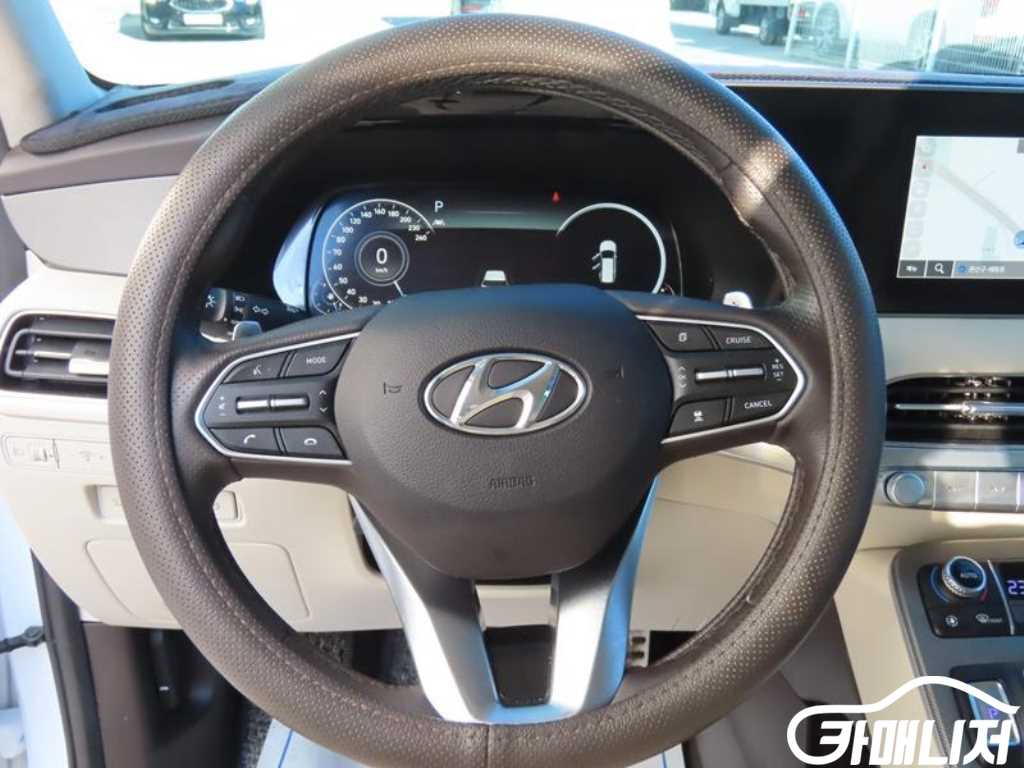 Hyundai Palisade Diesel 2.2 2WD thumbnail 10