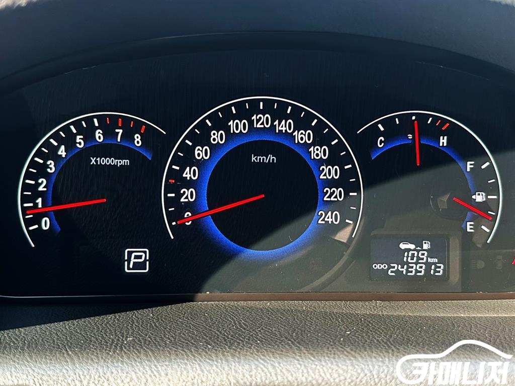 Hyundai Veracruz Gasoline 4WD 380VXL thumbnail 7