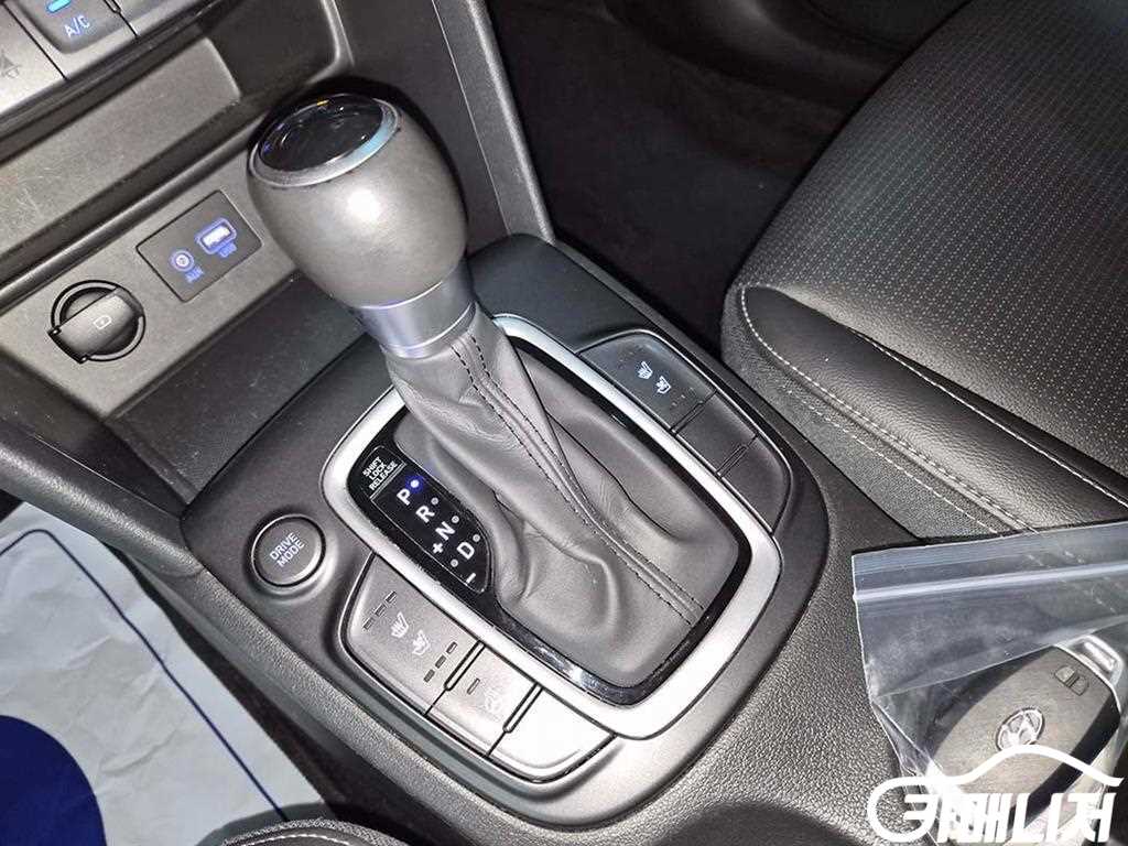 Hyundai Kona 1.6 Turbo 2WD thumbnail 11