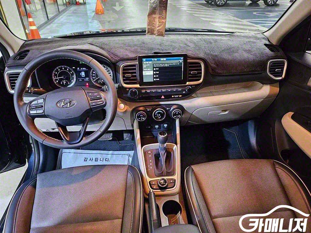Hyundai Venue BeNew 1.6 Peulreokseu thumbnail 8
