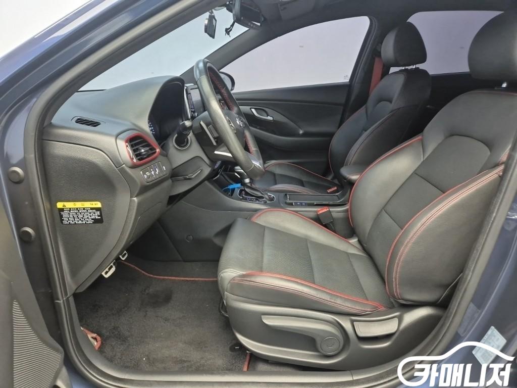 Hyundai i30 1.6 Turbo thumbnail 11