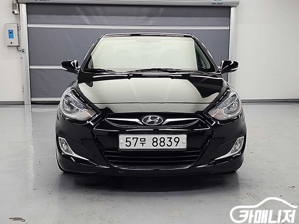 Hyundai Accent AccentFacelift 1.6GDI Top thumbnail 2
