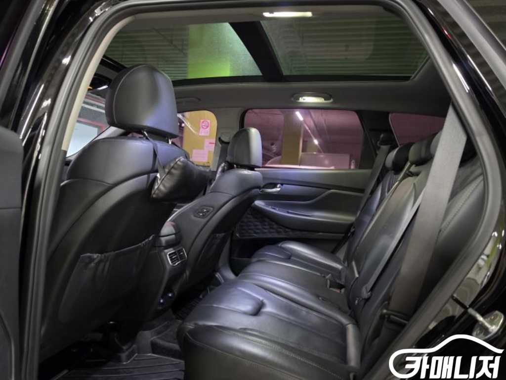 Hyundai Santa Fe The New Santa Fe Diesel 2.2 2WD Premium Choice thumbnail 13