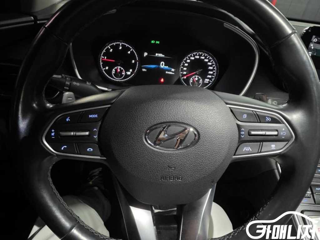 Hyundai Santa Fe The New Santa Fe Diesel 2.2 2WD Premium Choice thumbnail 6