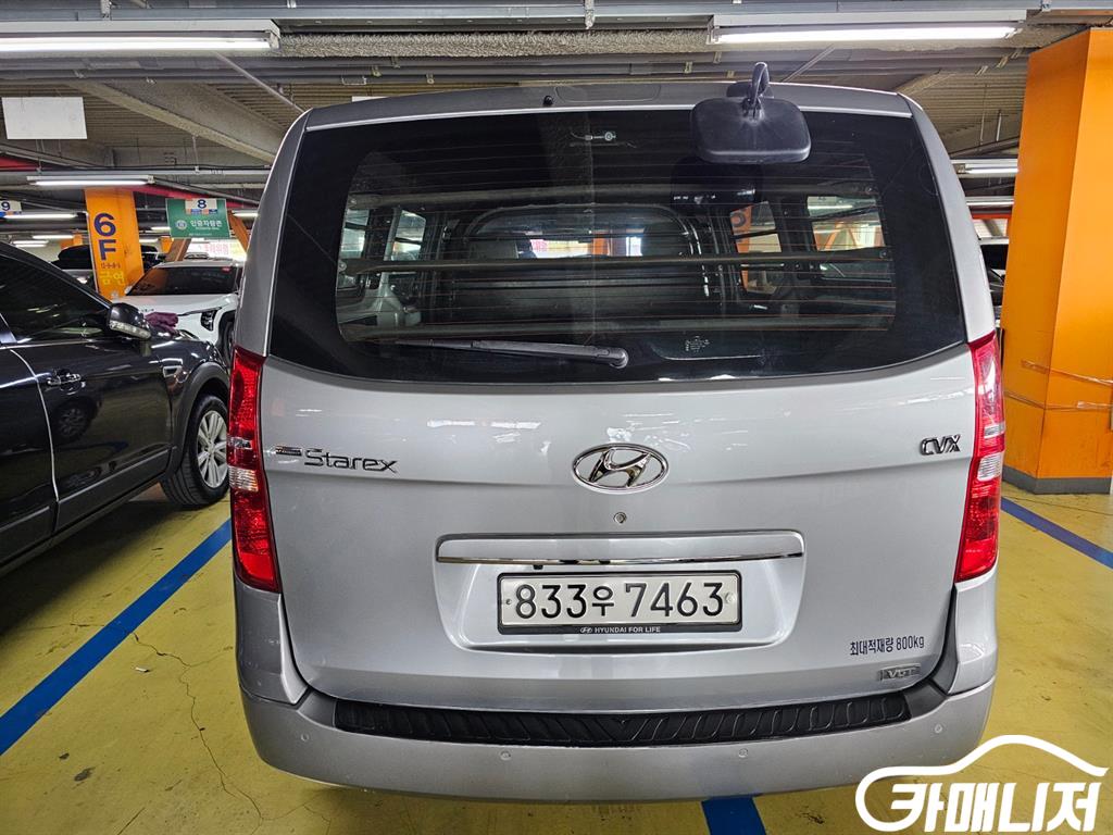 Hyundai Starex Grand Starex Van 3-Seater thumbnail 5