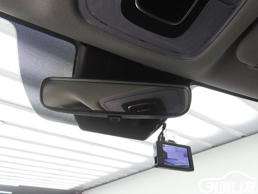 Hyundai Avante Avante Hybrid Modern thumbnail 12