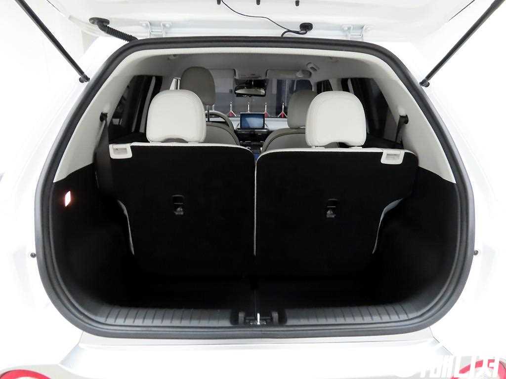 Hyundai Casper 1.0 Gasoline thumbnail 16