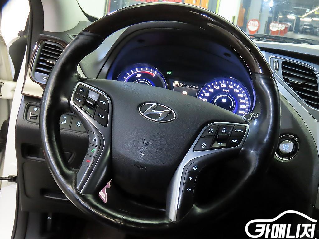 Hyundai Grandeur Grandeur HG Hybrid PREMIUM thumbnail 8