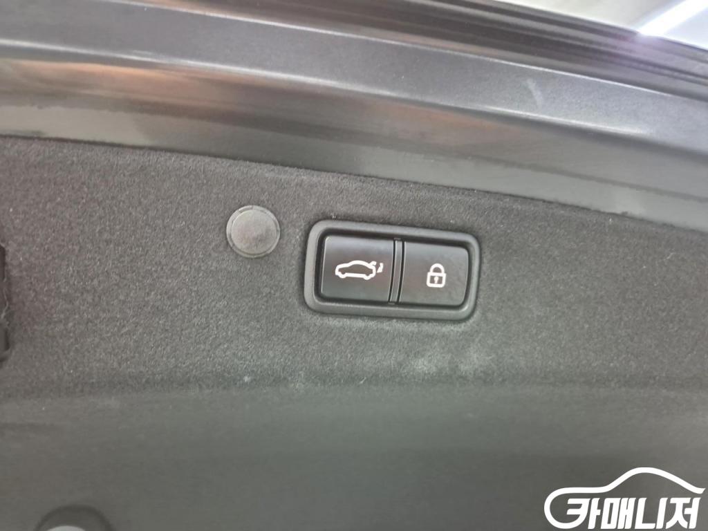 Hyundai Grandeur The New Grandeur IG 3.3 Premium Choice thumbnail 17