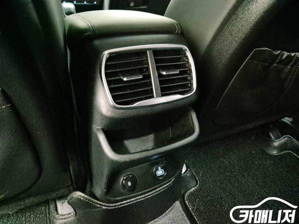 Hyundai Santa Fe Santa Fe TM Diesel 2.0 2WD thumbnail 19