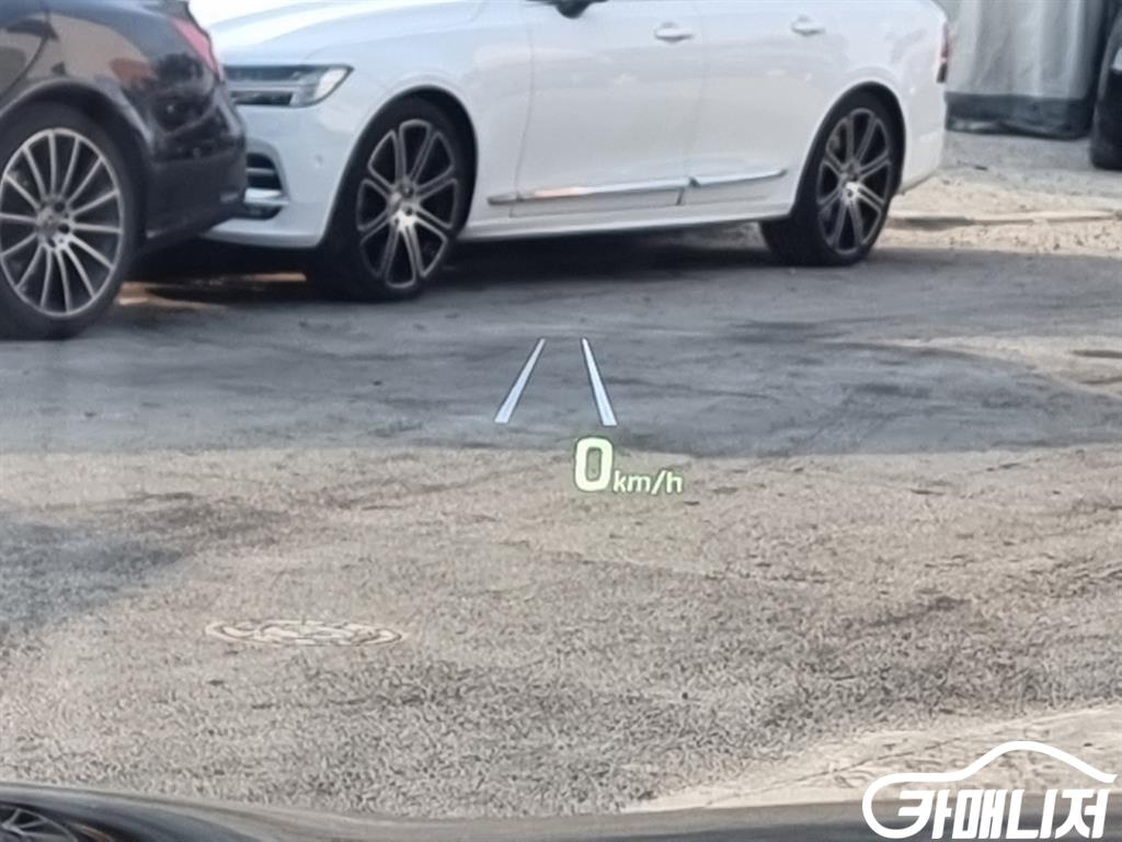 Hyundai Genesis GenesisDH G380 Painiseuteu Edition AWD thumbnail 13