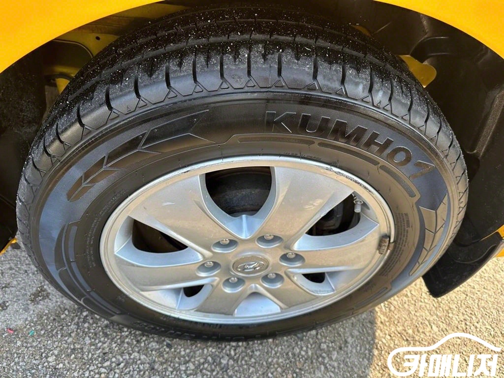 Hyundai Starex The New Grand Starex Child Safety Vehicle LPi thumbnail 19