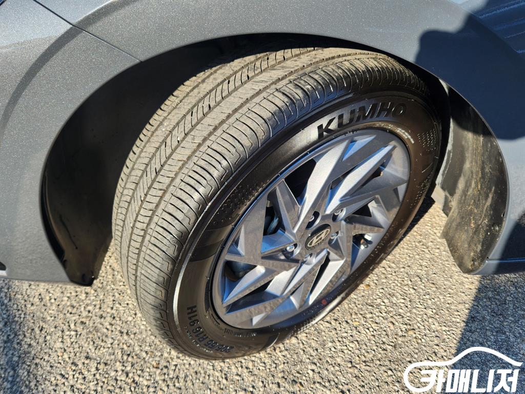 Hyundai Avante The New Avante 1.6 Gasoline thumbnail 18