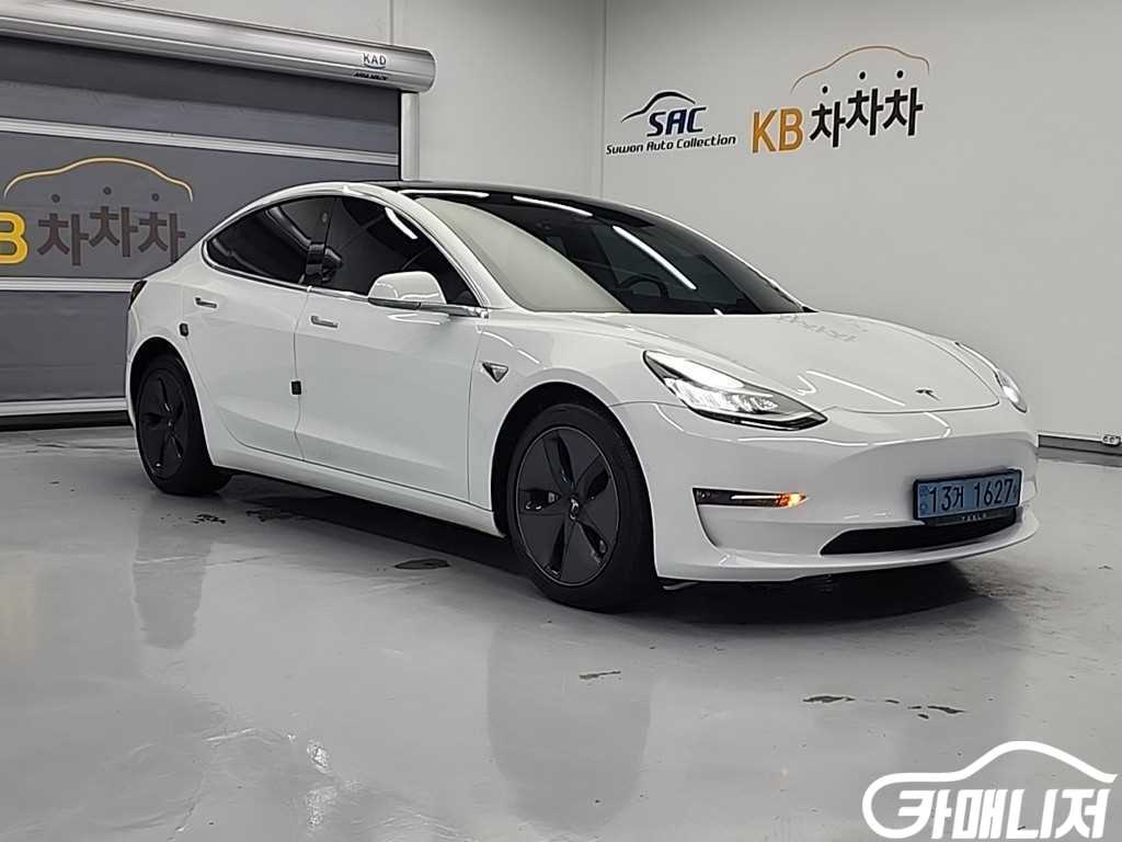 Tesla Model 3 Rong Reinji thumbnail 4